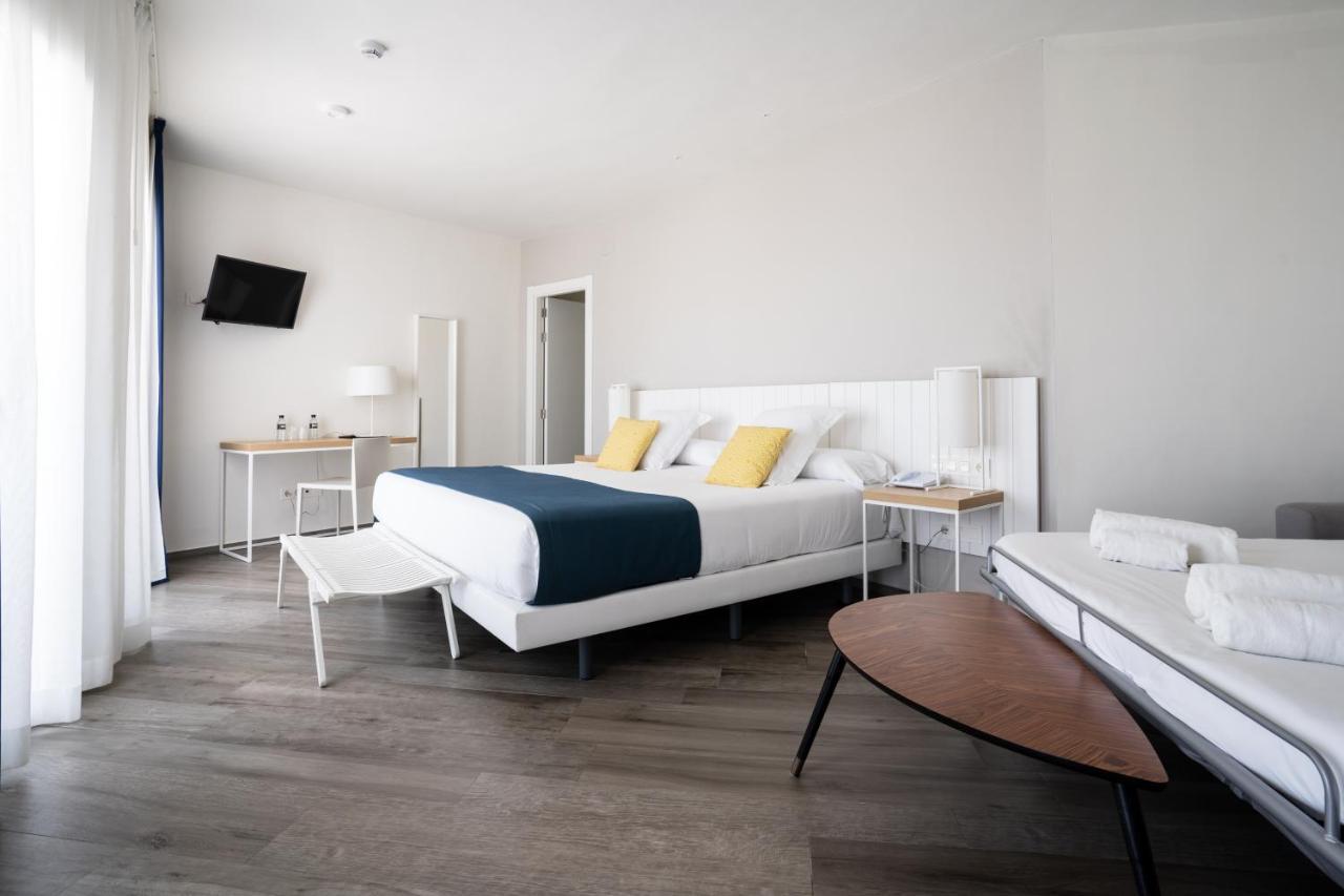 Agaro Hotel